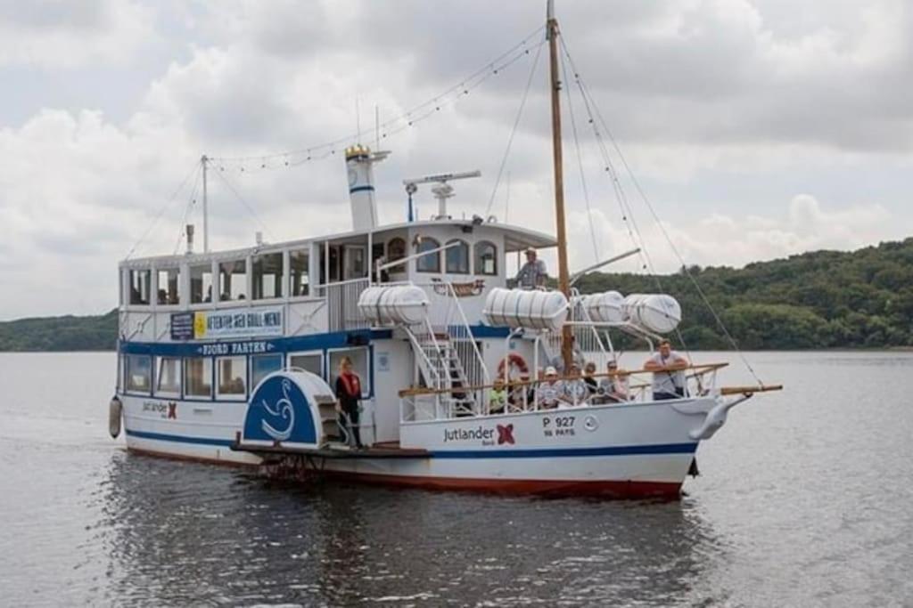 Idyllisk, Historisk Byhus Ved Fjorden I Mariager Bagian luar foto