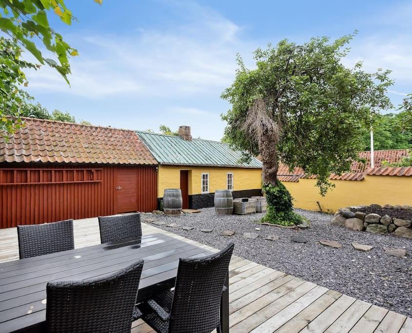 Idyllisk, Historisk Byhus Ved Fjorden I Mariager Bagian luar foto