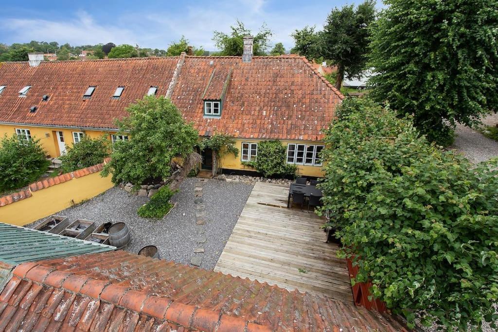 Idyllisk, Historisk Byhus Ved Fjorden I Mariager Bagian luar foto